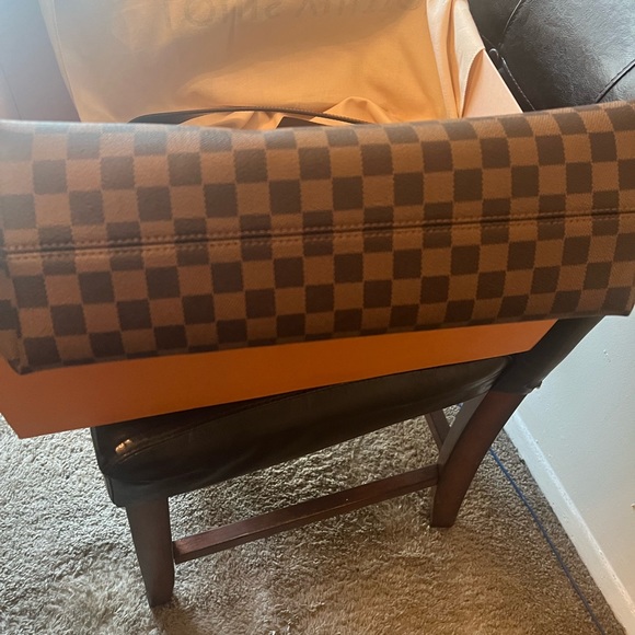 Louis Vuitton purse and wallet - Picture 7 of 12